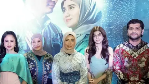 The Way a Man's Relationship with His Mother-in-Law Evolved Into a Viral Film in Indonesia
